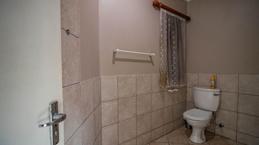 3 Bedroom Property for Sale in Halfway House Gauteng