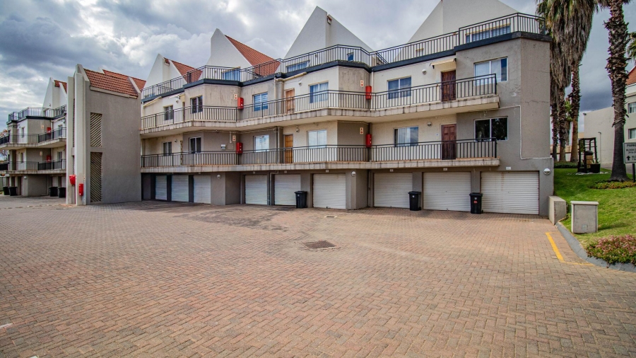 3 Bedroom Property for Sale in Halfway House Gauteng