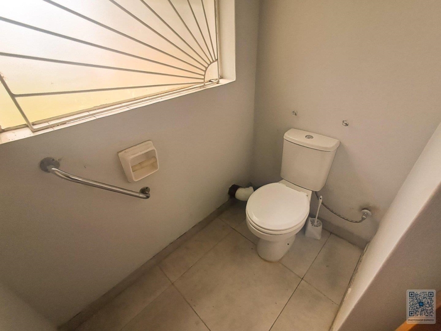 4 Bedroom Property for Sale in Birchleigh North Gauteng