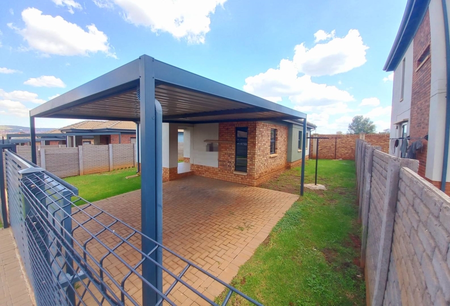 3 Bedroom Property for Sale in Lotus Gardens Gauteng