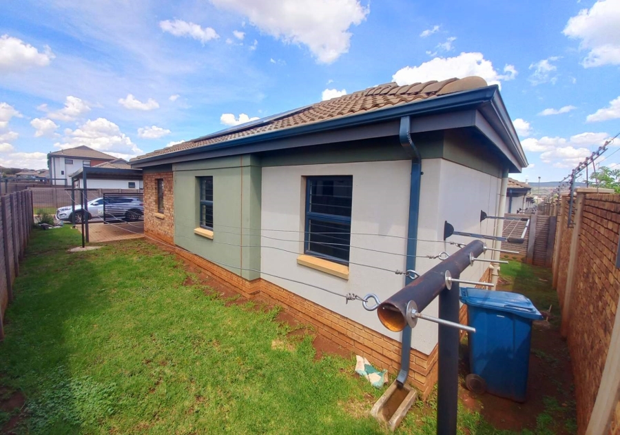 3 Bedroom Property for Sale in Lotus Gardens Gauteng