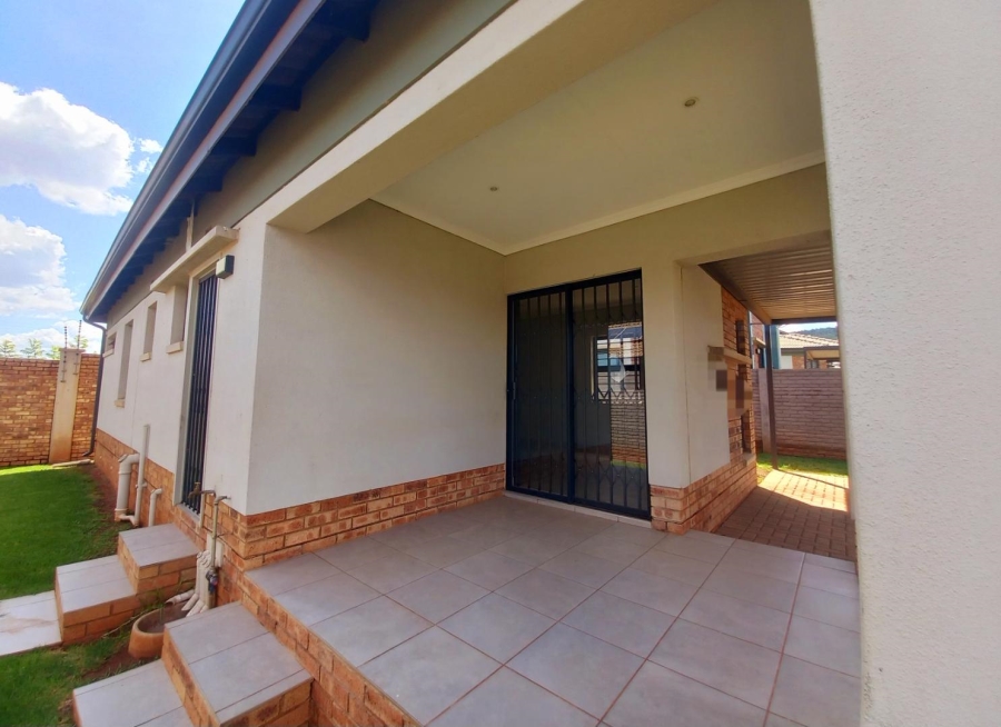 3 Bedroom Property for Sale in Lotus Gardens Gauteng