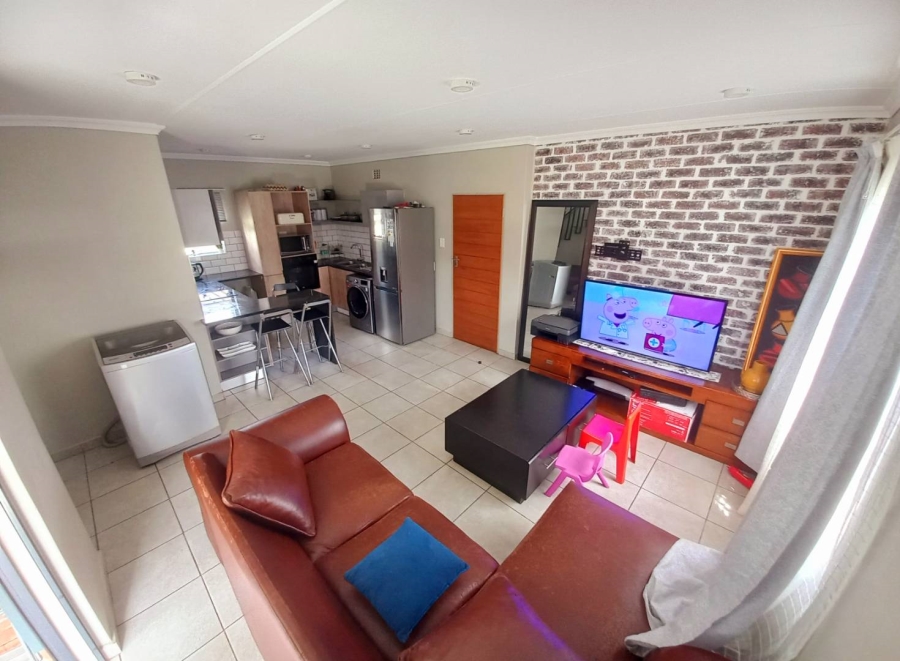 3 Bedroom Property for Sale in Lotus Gardens Gauteng