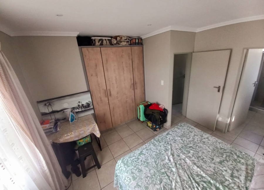 3 Bedroom Property for Sale in Lotus Gardens Gauteng