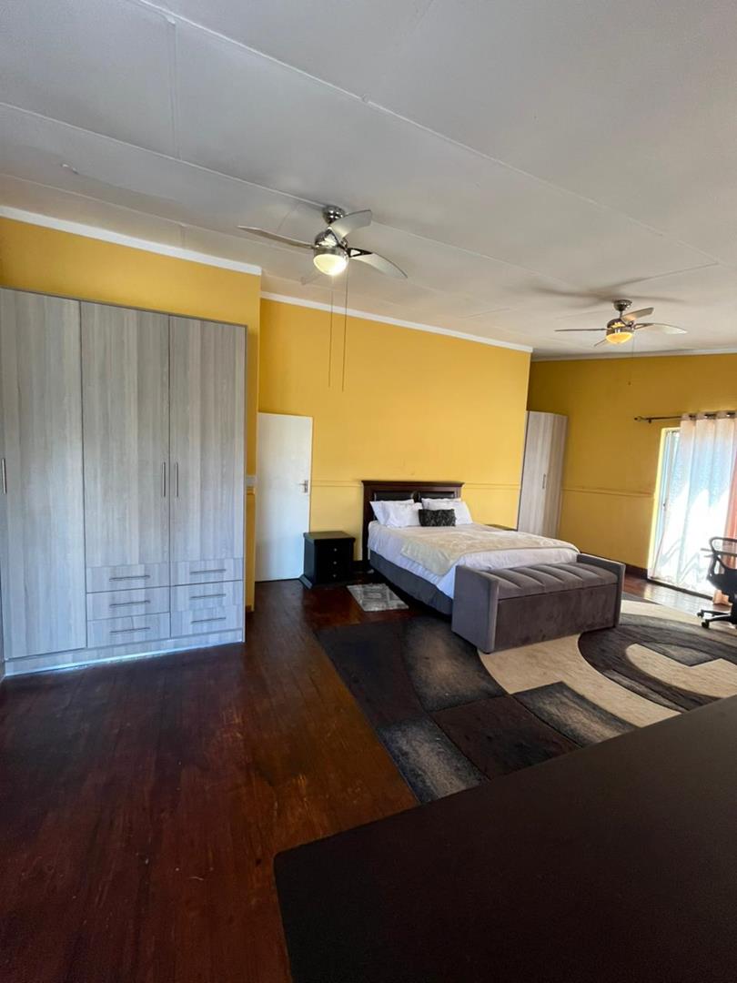 To Let 5 Bedroom Property for Rent in The Reeds Gauteng