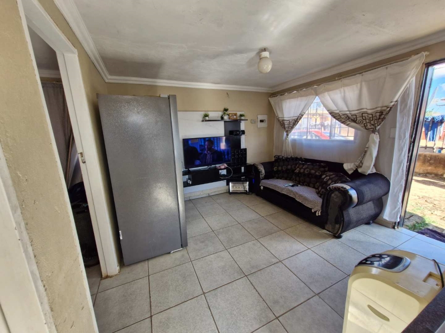 2 Bedroom Property for Sale in Nellmapius Gauteng