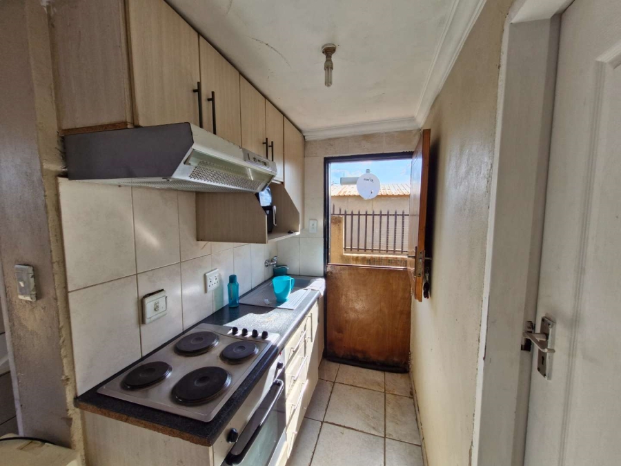 2 Bedroom Property for Sale in Nellmapius Gauteng