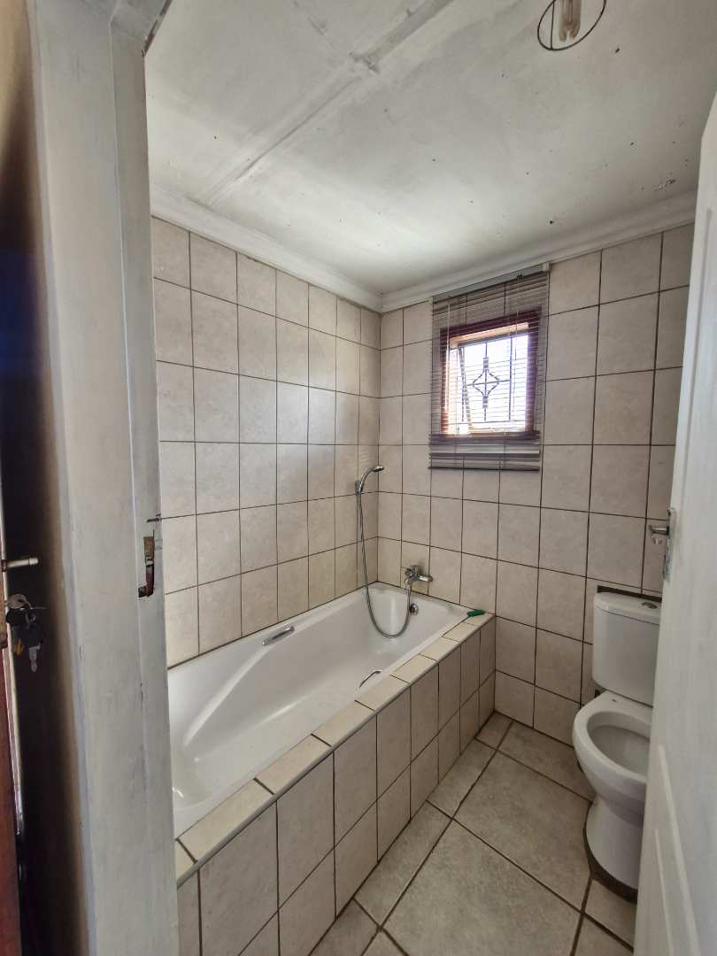 2 Bedroom Property for Sale in Nellmapius Gauteng
