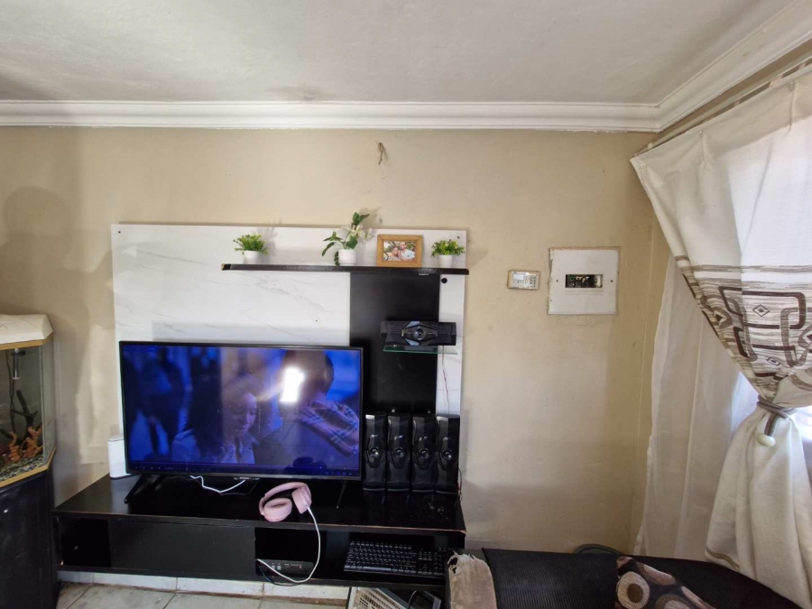 2 Bedroom Property for Sale in Nellmapius Gauteng
