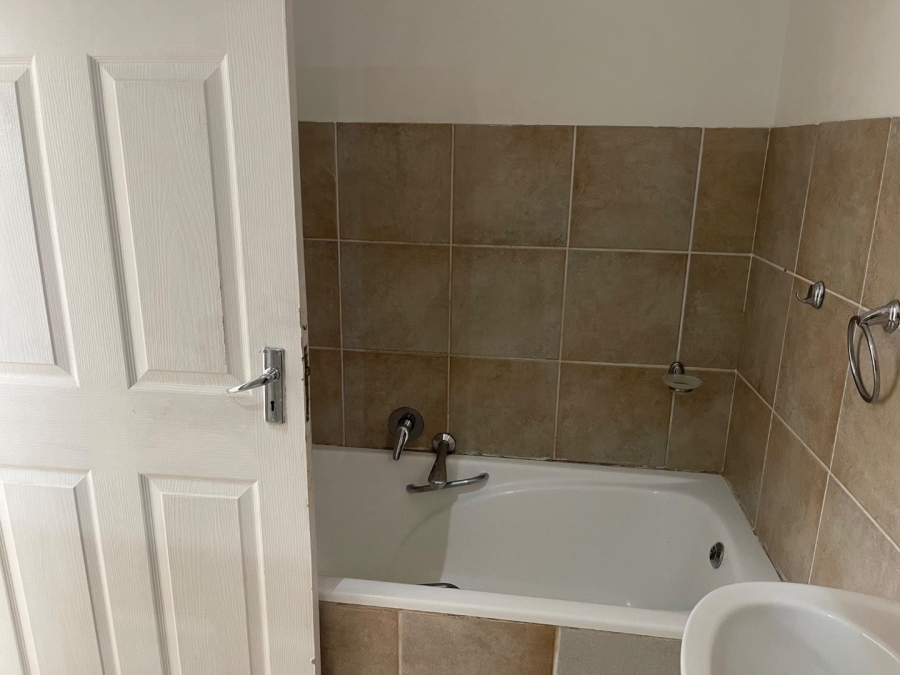 2 Bedroom Property for Sale in Northwold Gauteng