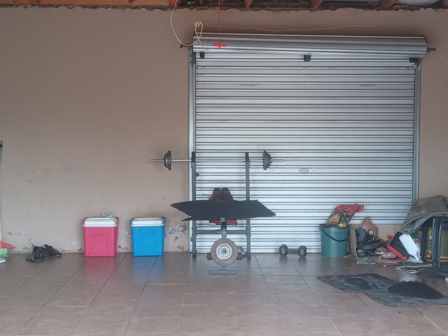 3 Bedroom Property for Sale in Rosslyn Gauteng