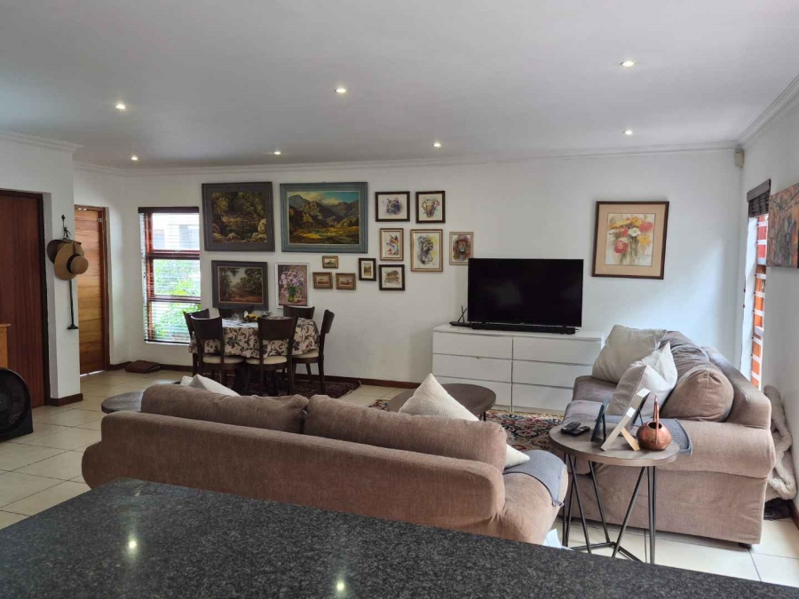 3 Bedroom Property for Sale in Beyerspark Gauteng