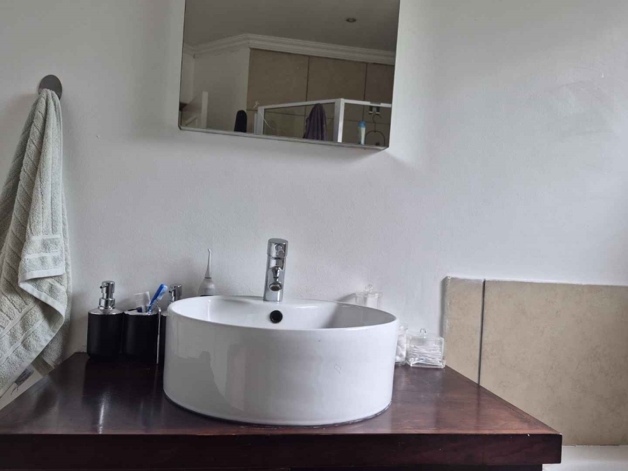 3 Bedroom Property for Sale in Beyerspark Gauteng