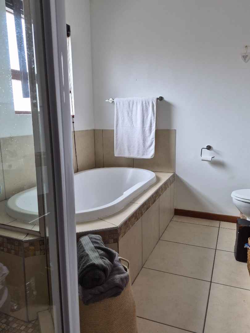 3 Bedroom Property for Sale in Beyerspark Gauteng