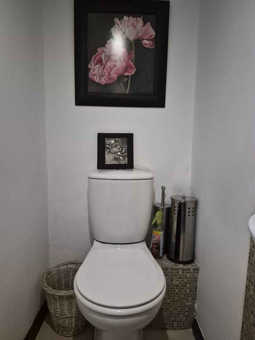 3 Bedroom Property for Sale in Beyerspark Gauteng