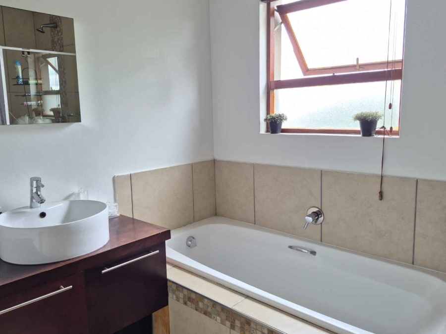 3 Bedroom Property for Sale in Beyerspark Gauteng