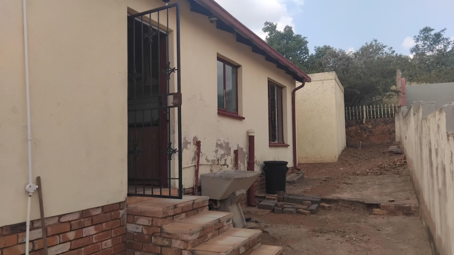 2 Bedroom Property for Sale in Mabopane Unit M Gauteng