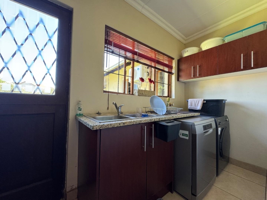 3 Bedroom Property for Sale in Rietvalleirand Gauteng