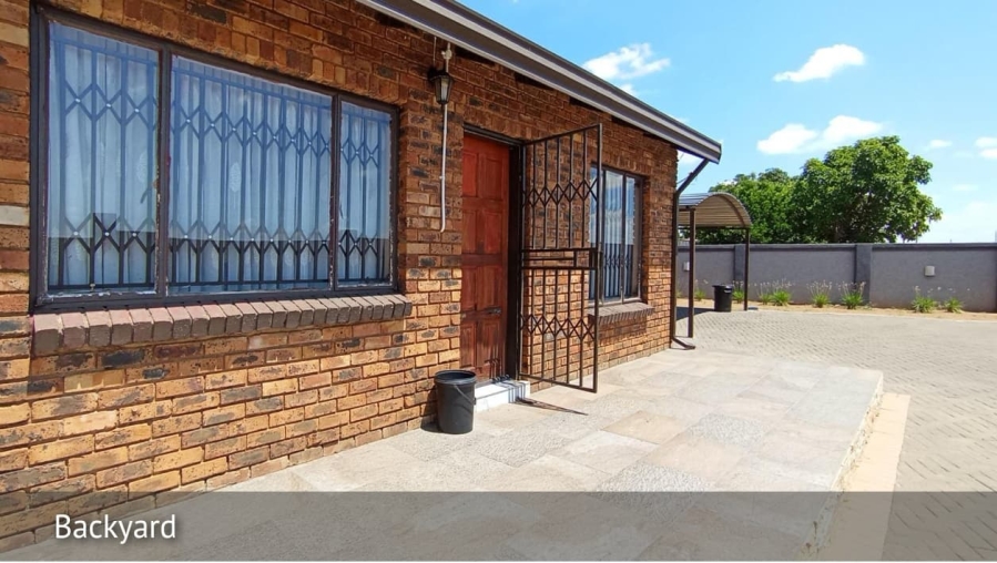 3 Bedroom Property for Sale in Soshanguve GG Gauteng