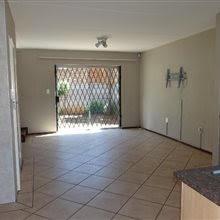 To Let 2 Bedroom Property for Rent in Sonneglans Gauteng