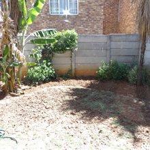 To Let 2 Bedroom Property for Rent in Sonneglans Gauteng