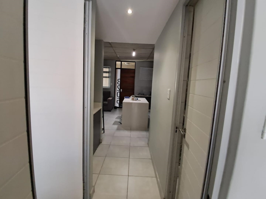 2 Bedroom Property for Sale in Brooklyn Gauteng