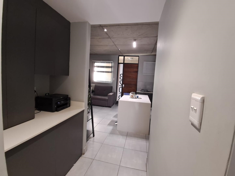 2 Bedroom Property for Sale in Brooklyn Gauteng