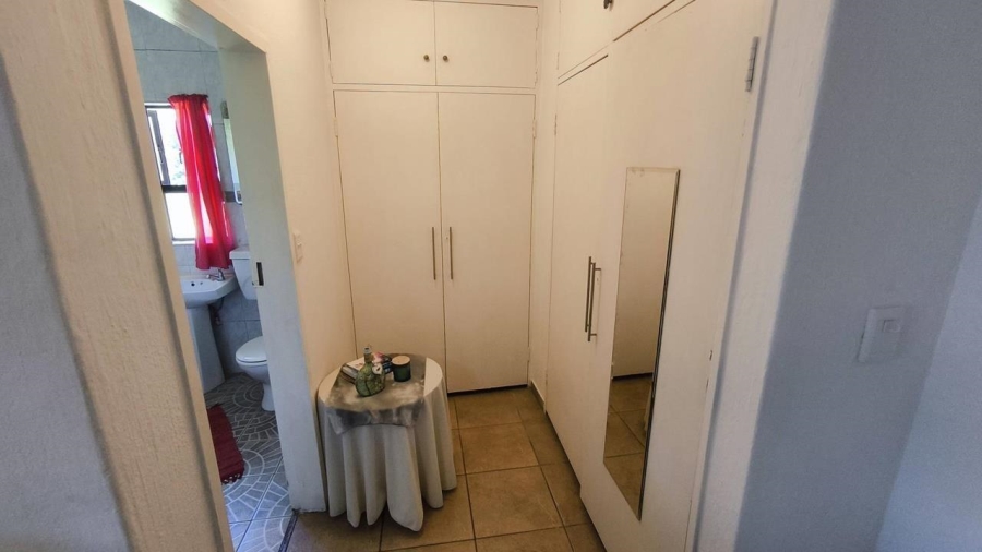 3 Bedroom Property for Sale in Brackenhurst Gauteng