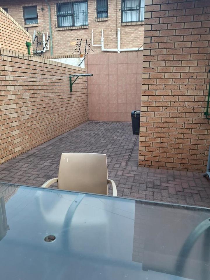 2 Bedroom Property for Sale in The Hill Gauteng