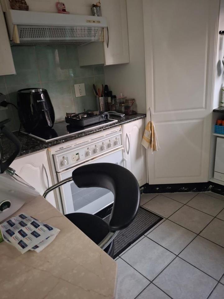 2 Bedroom Property for Sale in The Hill Gauteng