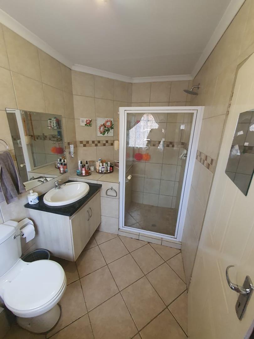 3 Bedroom Property for Sale in Annlin Gauteng