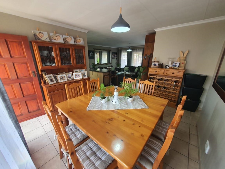 3 Bedroom Property for Sale in Annlin Gauteng