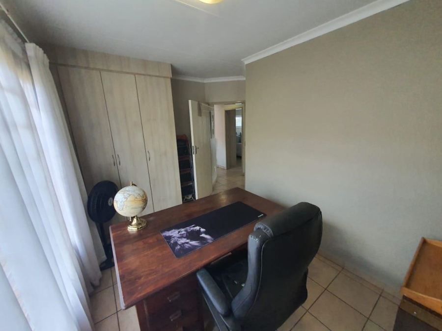 3 Bedroom Property for Sale in Annlin Gauteng