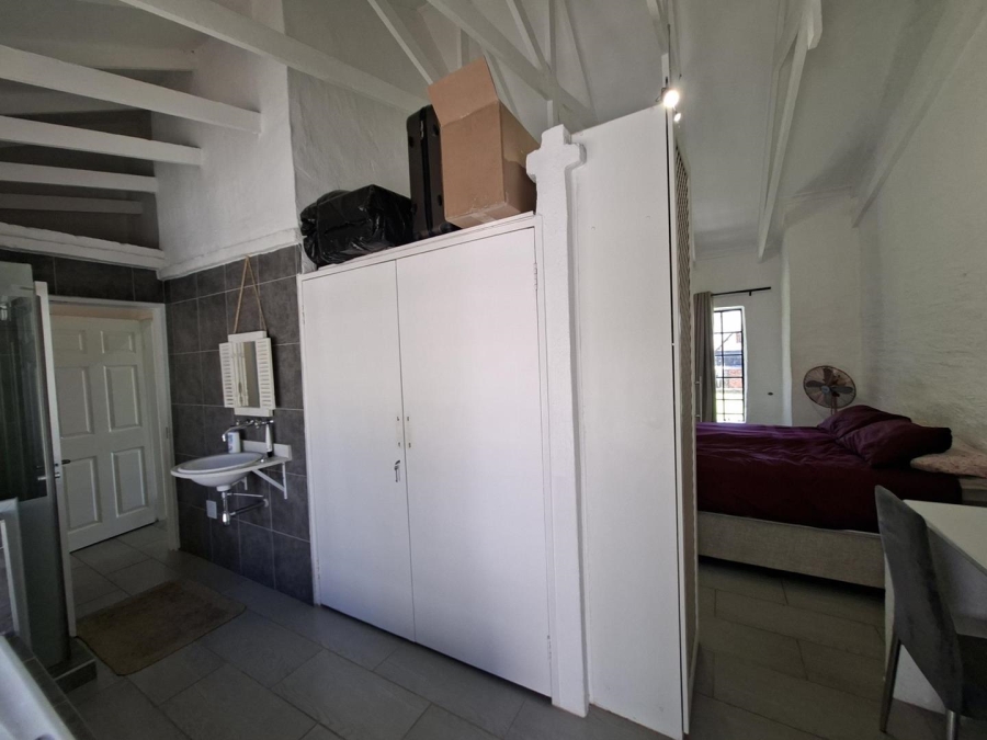 To Let 2 Bedroom Property for Rent in Buccleuch Gauteng