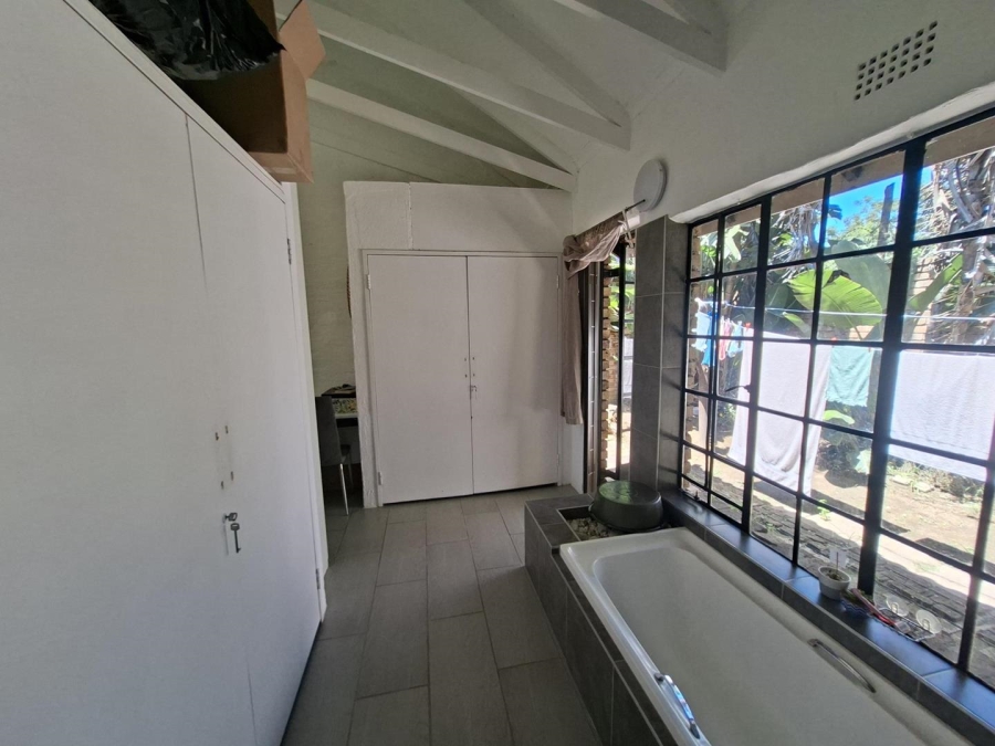 To Let 2 Bedroom Property for Rent in Buccleuch Gauteng