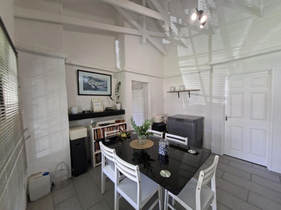 To Let 2 Bedroom Property for Rent in Buccleuch Gauteng