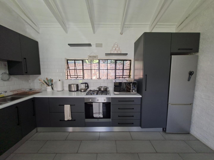 To Let 2 Bedroom Property for Rent in Buccleuch Gauteng