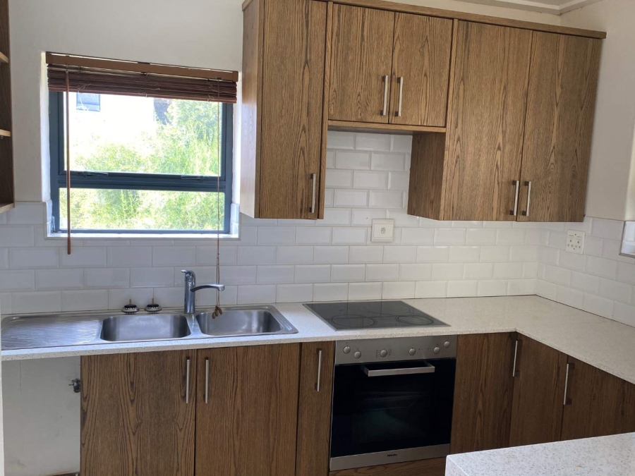 To Let 2 Bedroom Property for Rent in Jackal Creek Golf Estate Gauteng