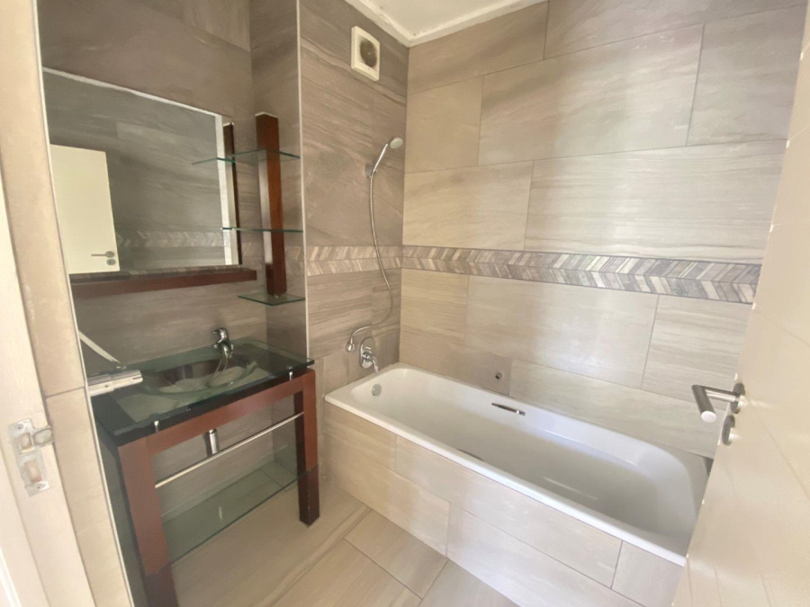 To Let 2 Bedroom Property for Rent in Jackal Creek Golf Estate Gauteng