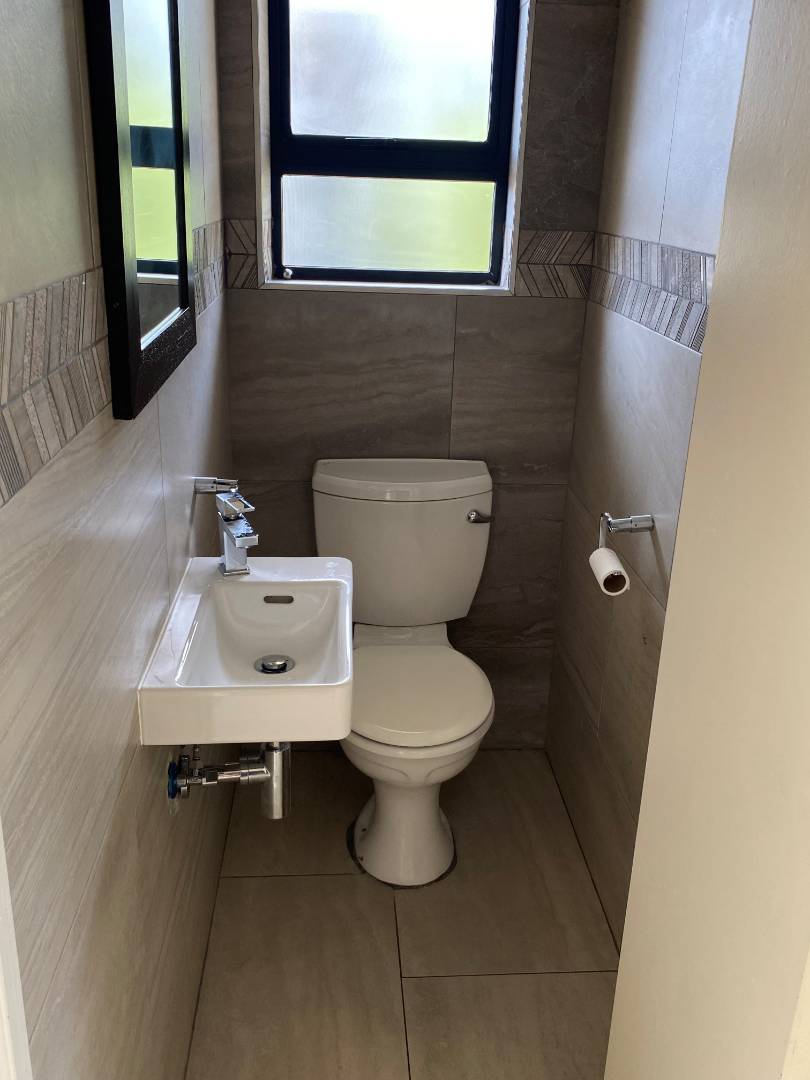 To Let 2 Bedroom Property for Rent in Jackal Creek Golf Estate Gauteng