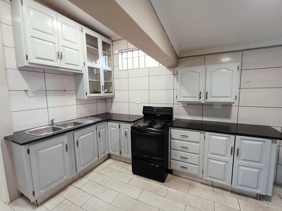 To Let 1 Bedroom Property for Rent in Victory Park Gauteng