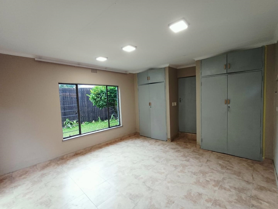 To Let 1 Bedroom Property for Rent in Victory Park Gauteng