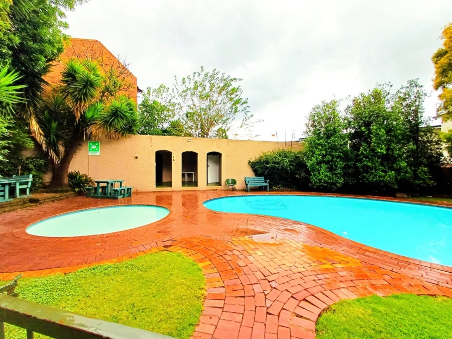 To Let 1 Bedroom Property for Rent in Victory Park Gauteng