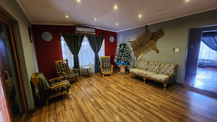 8 Bedroom Property for Sale in Wierdapark Gauteng