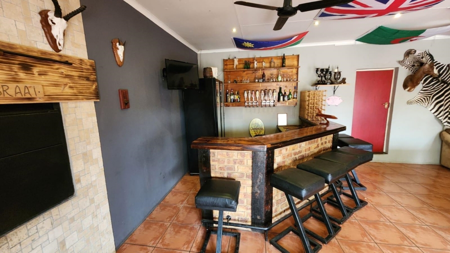 8 Bedroom Property for Sale in Wierdapark Gauteng