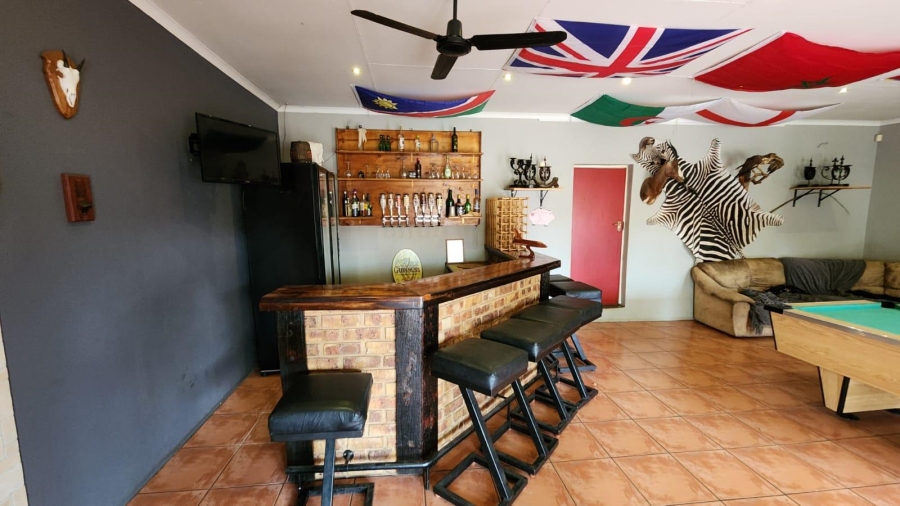 8 Bedroom Property for Sale in Wierdapark Gauteng