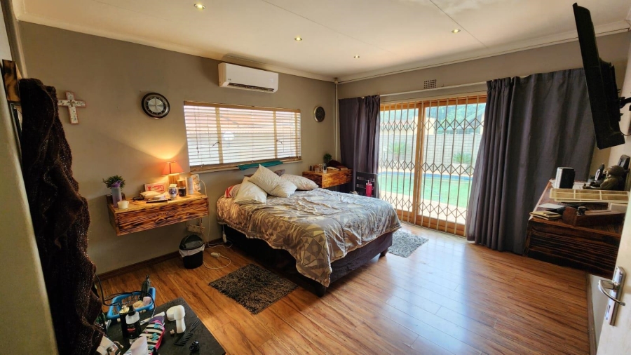 8 Bedroom Property for Sale in Wierdapark Gauteng
