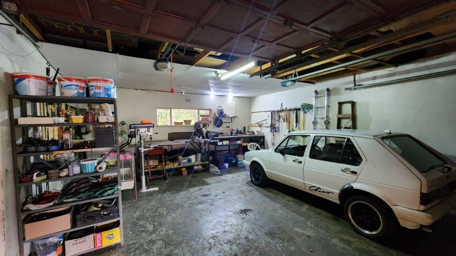 8 Bedroom Property for Sale in Wierdapark Gauteng