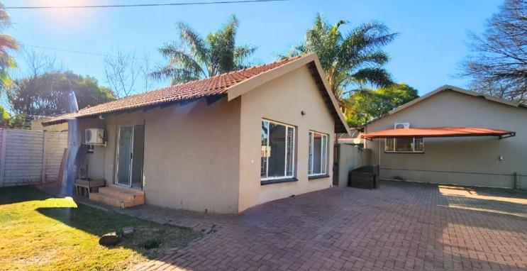 8 Bedroom Property for Sale in Wierdapark Gauteng