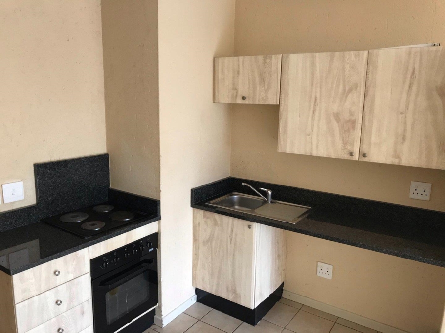 1 Bedroom Property for Sale in Hatfield Gauteng